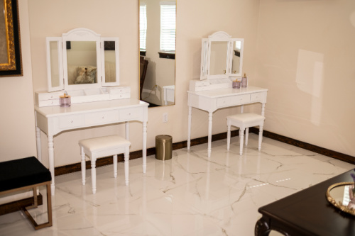 bridal suite at The Legacy Wedding venue rental
