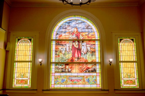 Historic Wedding Venues Orlando: A 1923 Church Nearby